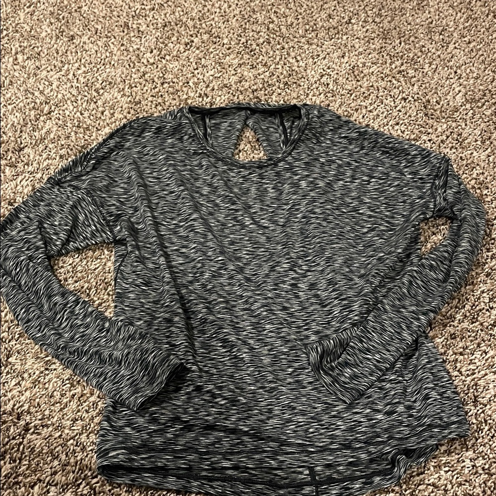 Lululemon long sleeve EUC